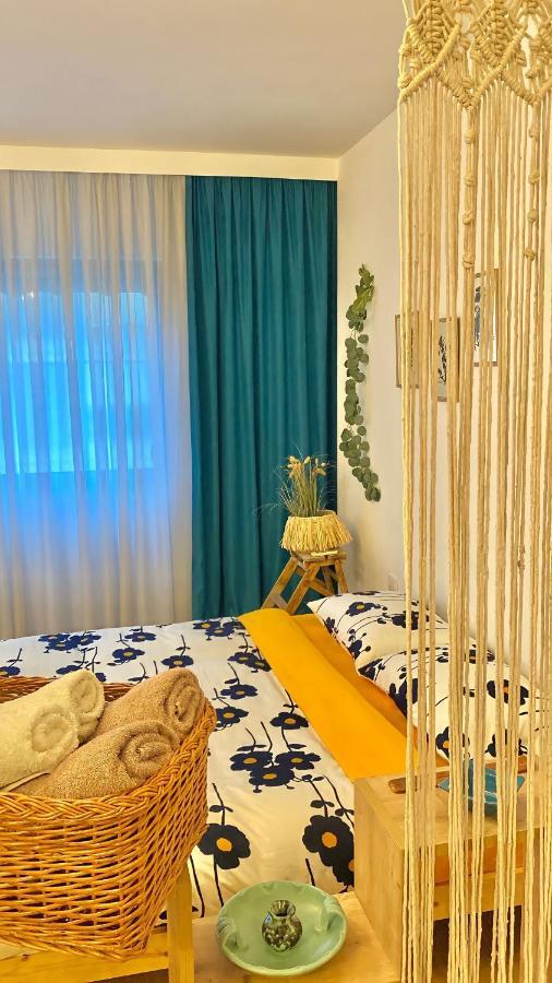 Studio Flat In The City Center Tirana Esterno foto